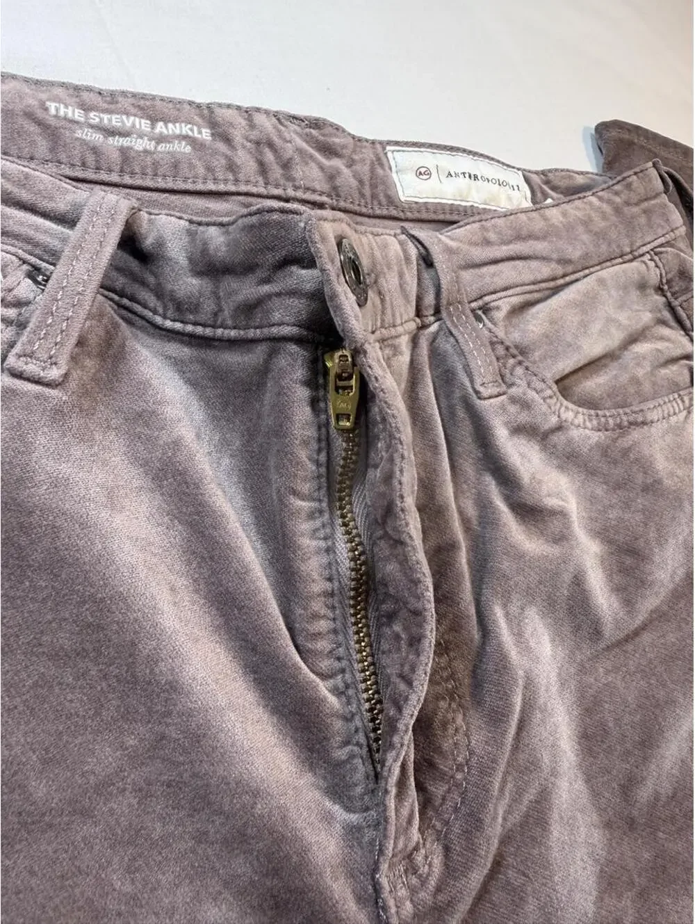 AG- Anthropologie The Stevie Ankle slim straight ankle pants